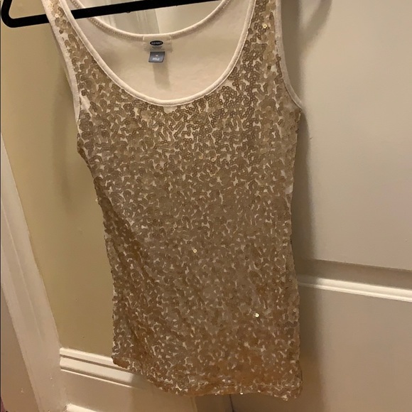 Top - Picture 2 of 2